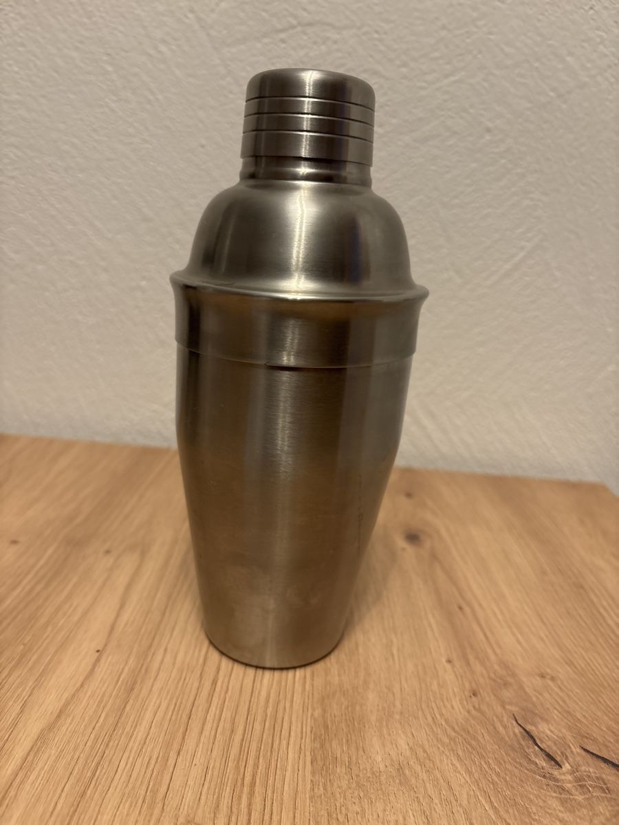 Cuisines complètes: Cocktail Edelstahl Shaker Goldwell – D'occasion à Chur par copino 1