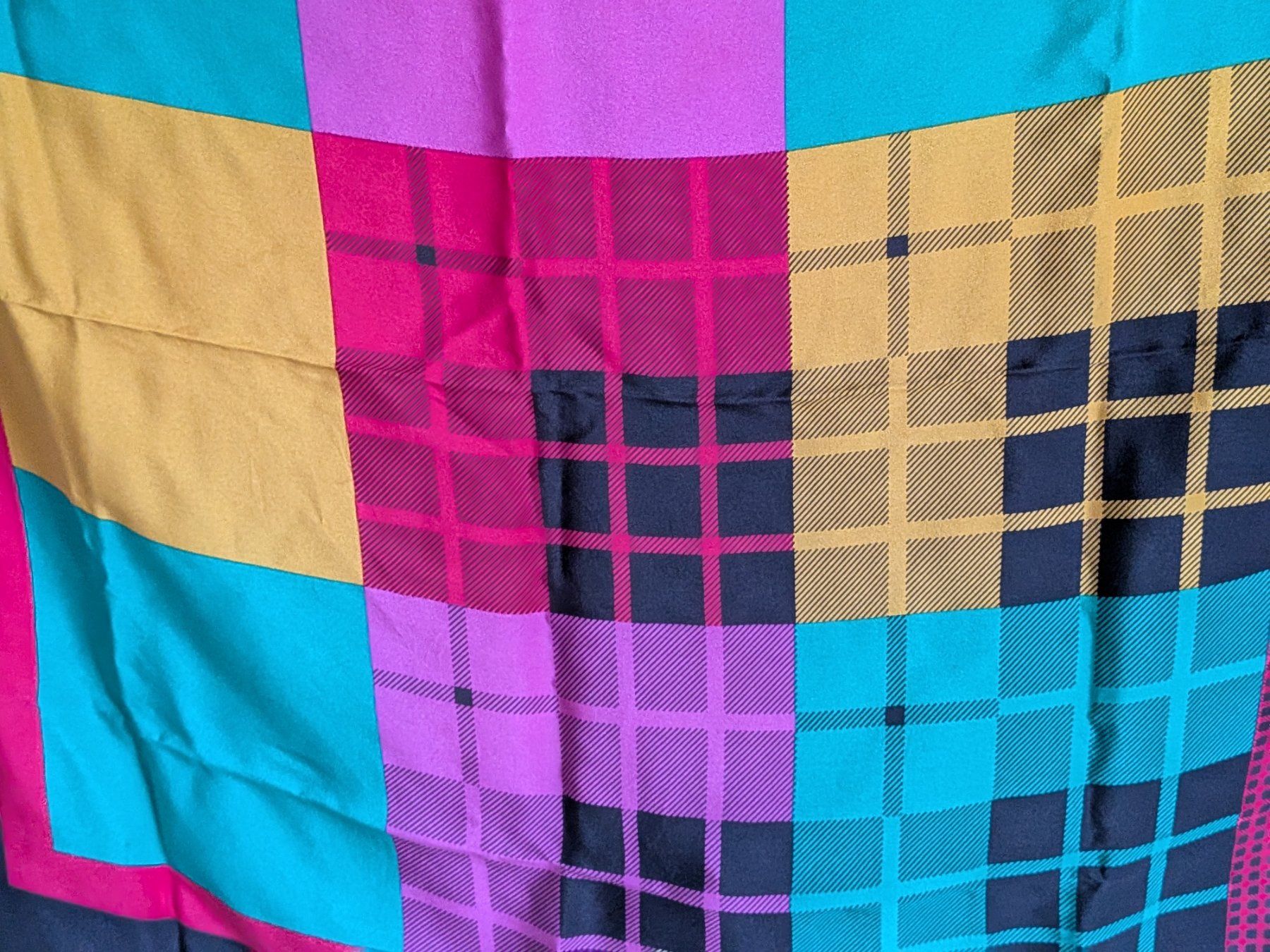 Foulard & Sciarpe: Foulard Mantero – Usato da Emmen venduto da magelan 2