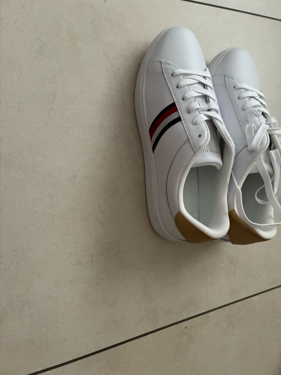 Tommy Hilfiger Damenschuhe: Neu Tommy Hilfiger Schuhe Größe 40 – Neu (gemäss Beschreibung) aus Novazzano von White71 2