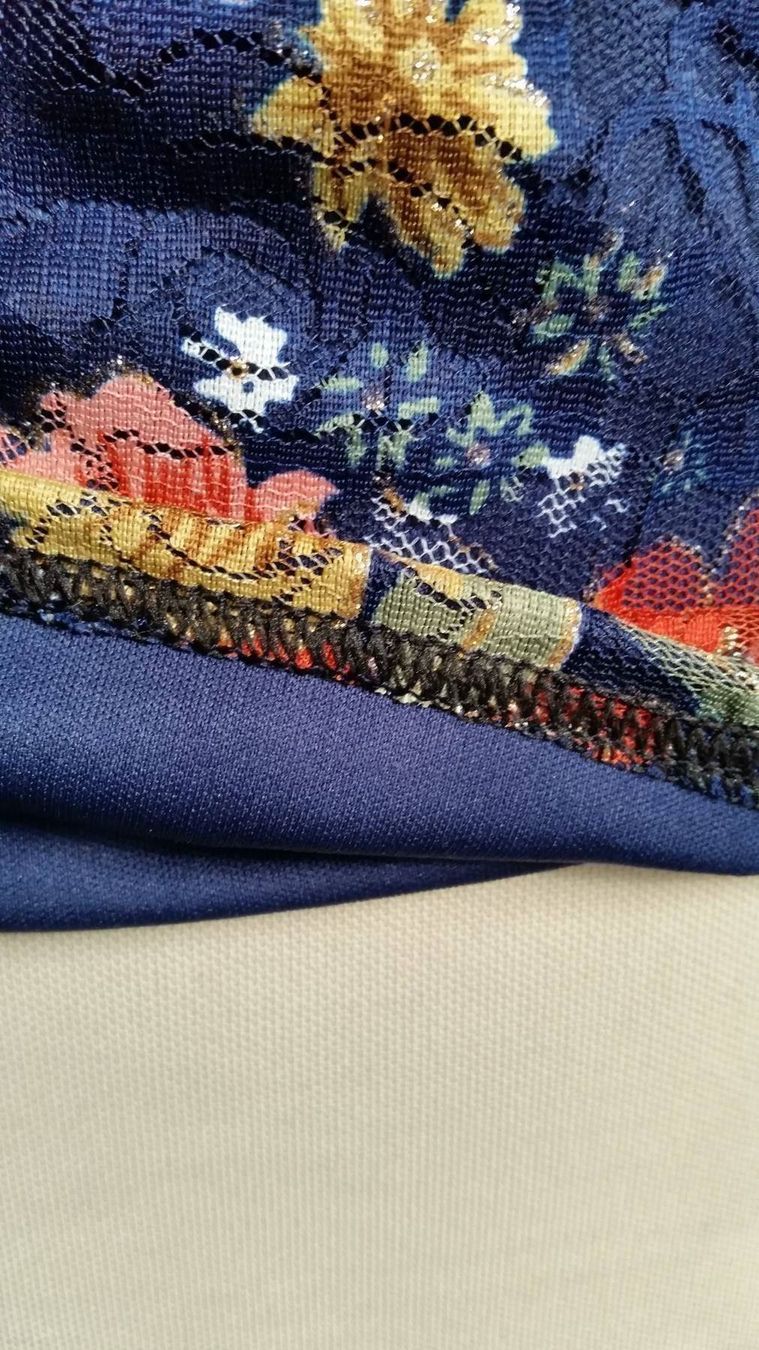 Camicette: Wundeschöne Bluse Shirt Sweatshirt rolli – Nuovo (secondo la descrizione) da Zürich venduto da shopbop 5