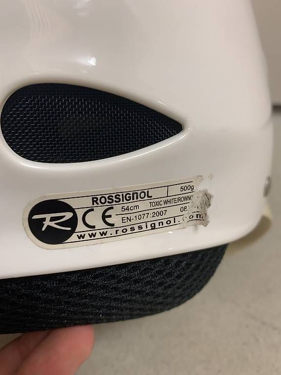 Caschi: Rossignol Skihelm weiss 54cm – Usato da Uetikon am See venduto da CarlosN01 3