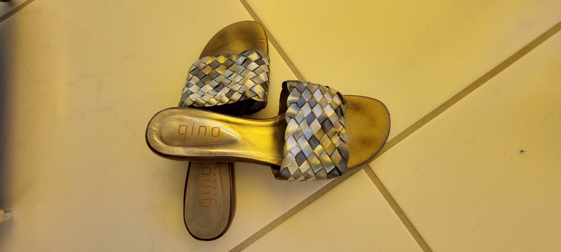 Chaussures femmes: Leder-Sandalen "gino donna" – D'occasion à RAMLINSBURG par AUDITT1999 1