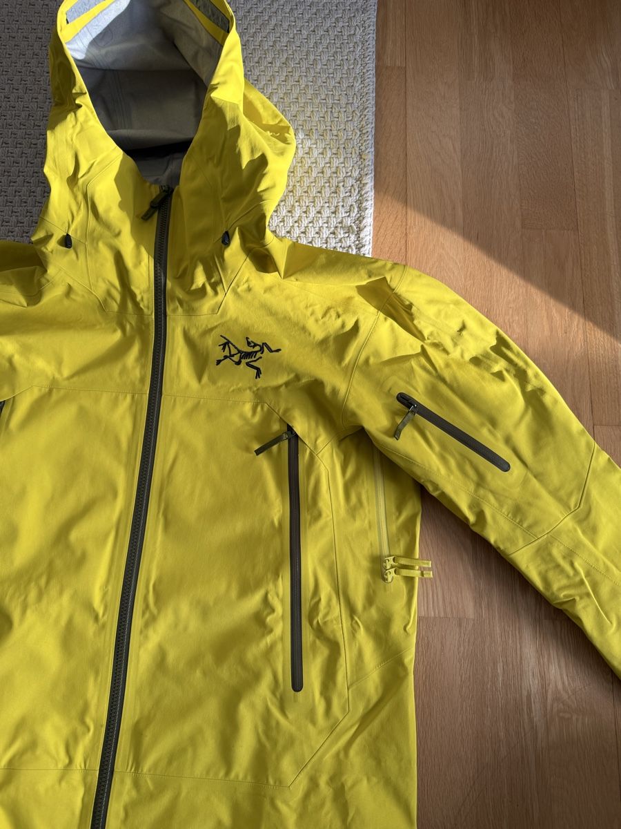 Arcteryx Giacche: Arc’teryx Sabre Gore-Tex Lampyre jacket – Usato da Zürich venduto da yoyo0013 9