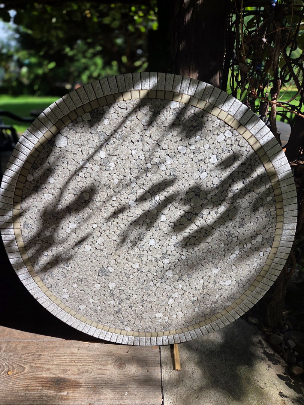 Piatti di portata: Gartentischplatte, Mosaik, Durchmesser 112cm, Top – Usato da Maur venduto da Siropin 8