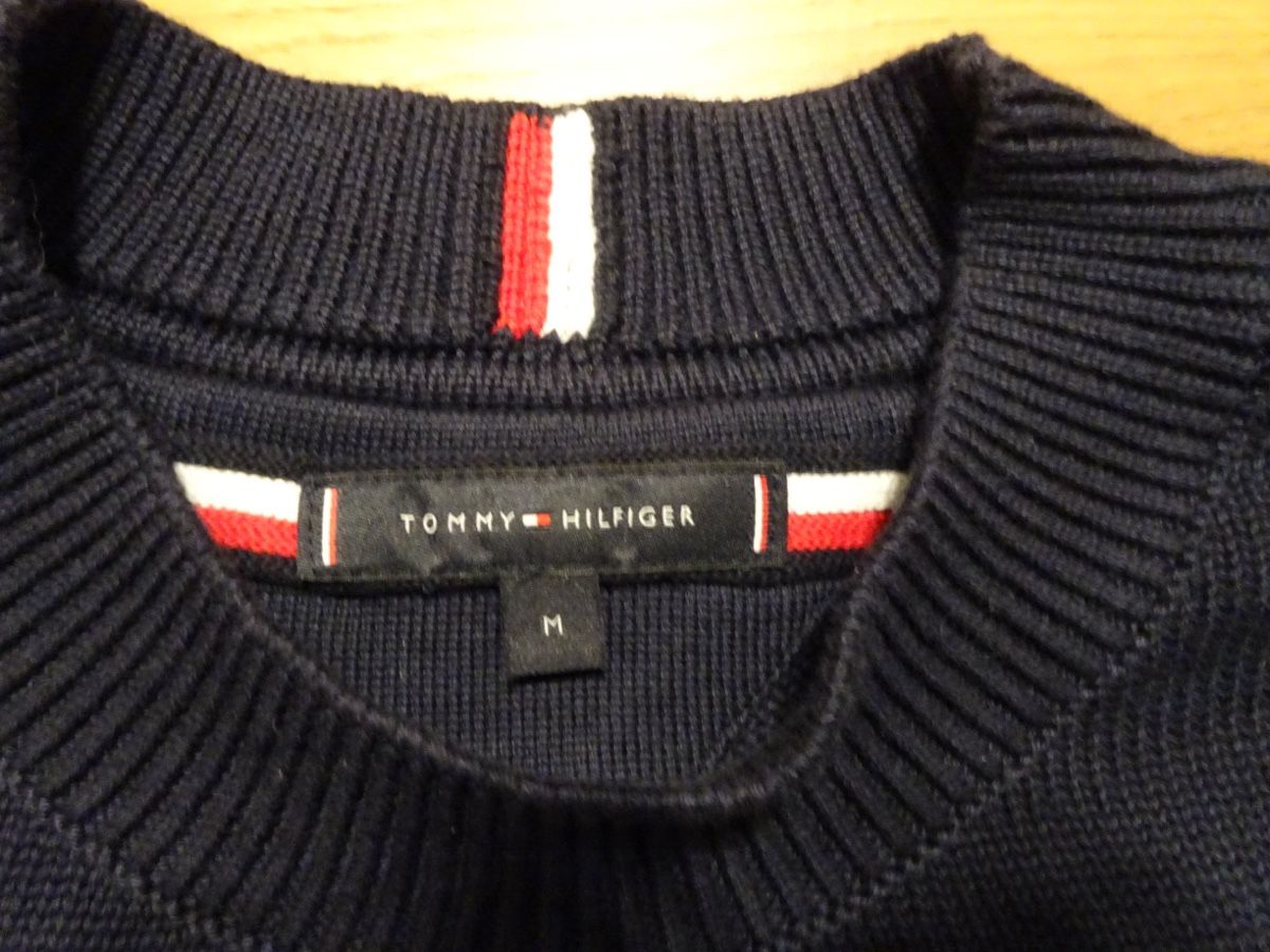 Tommy Hilfiger Maglioni & Felpe: Pull Tommy Hilfiger, taille XL, neuf – Nuovo (secondo la descrizione) da Sierre venduto da MeJC_3960 5