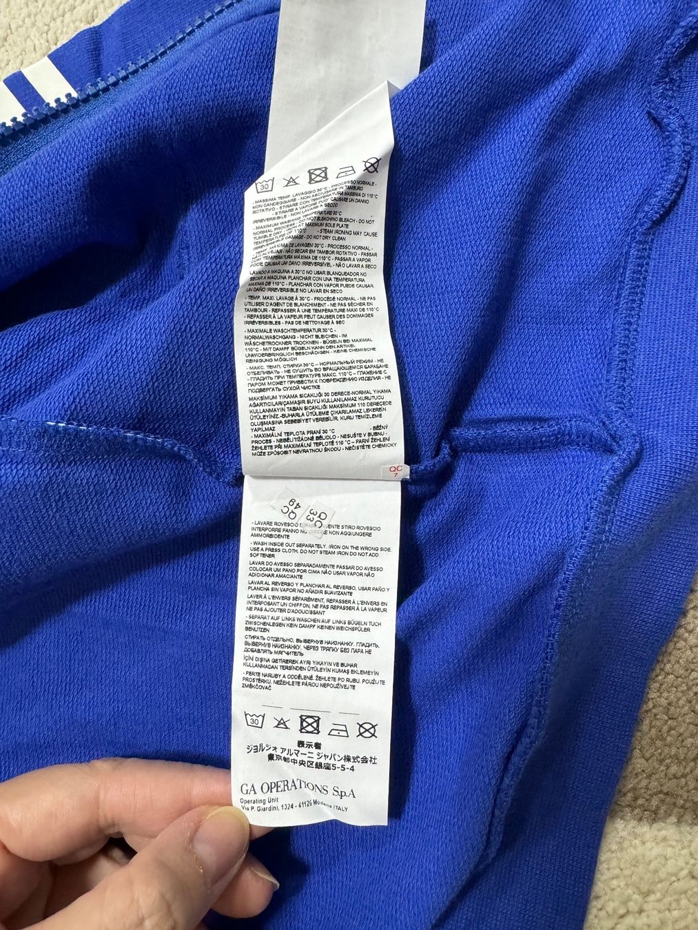 Armani Maglioni & Felpe: PULLOVER SWEATSHIRT ARMANI – Nuovo e nell'imballaggio originale da Zürich venduto da Mina_09 5