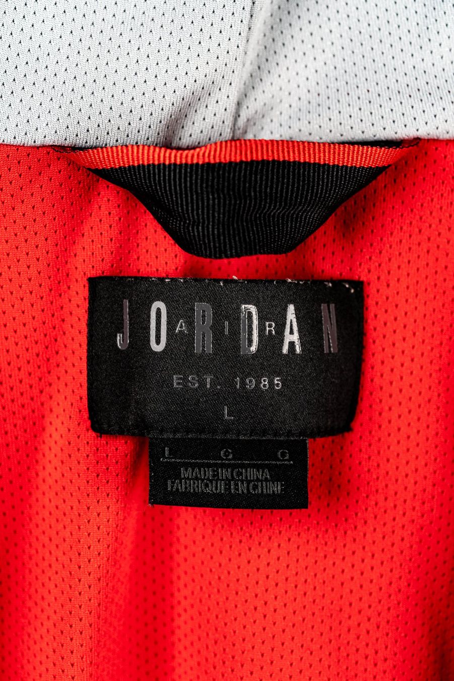 Jordan Giacche: NIKE Jordan Air Windbreaker – Usato da Wädenswil venduto da OmarWeber 3