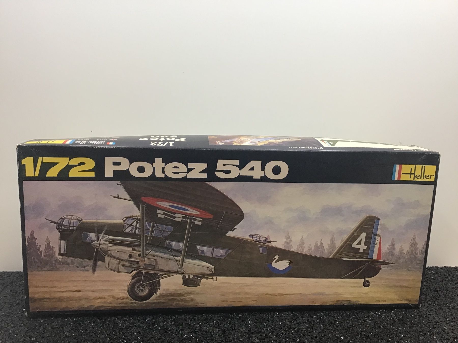 Heller Kit di modellismo & Modellini statici: HELLER 1/72 POTEZ 540 – Usato da Männedorf venduto da Modell-Spezialisten 1
