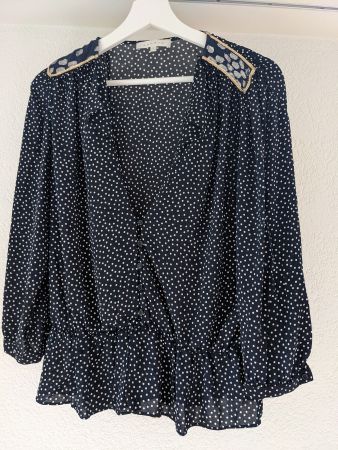 Sandro Paris Bluse gr. 2 / S mit Applikation aus Seide