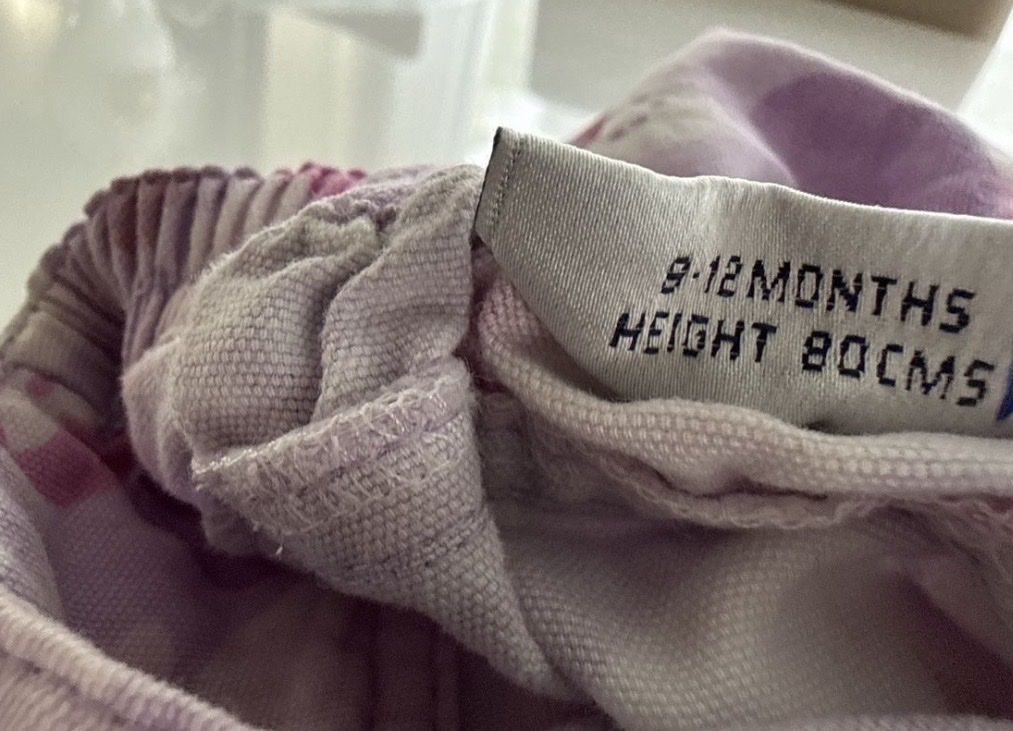 Next Kleider & Röcke: Jeans Rock Next lila Blumenmuster Gr. 80 9-12 Monate – Neu (gemäss Beschreibung) aus Freidorf TG von nad_fxh7 2