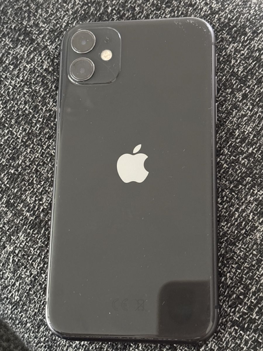Apple Telefoni cellulari / Smartphones: Iphone 11 64GB zu verkaufen – Usato da Luzern venduto da AVM_M 1
