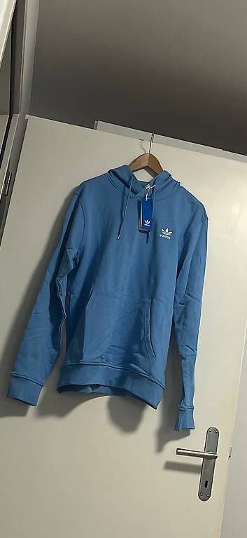 Maglioni & Felpe: Neu : adidas Kapuzen-Pullover – Usato da Wil SG venduto da smu_l76j