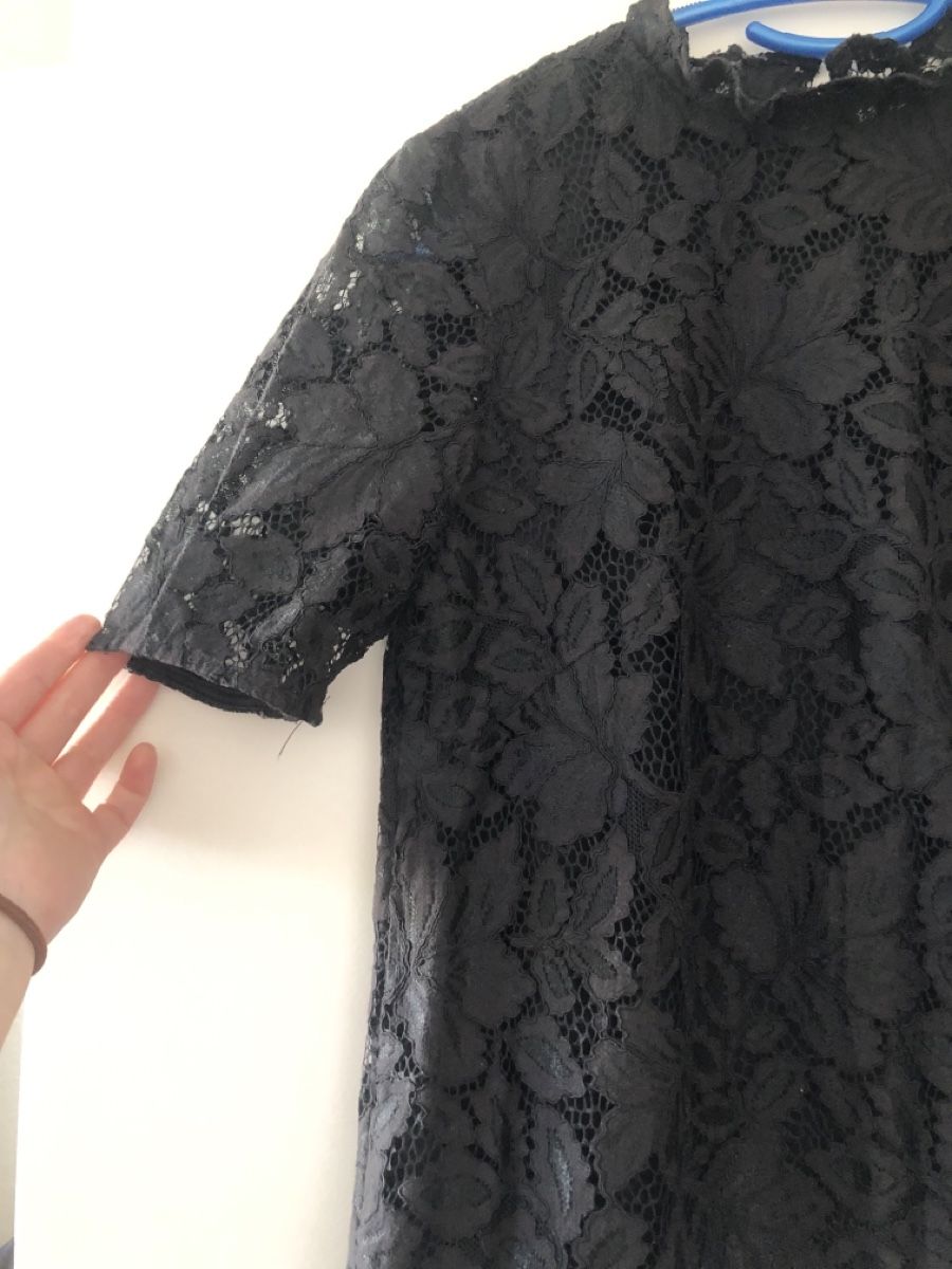 H&M Top: Top en dentelle noir H&M – Usato da Onex venduto da kattrina 1