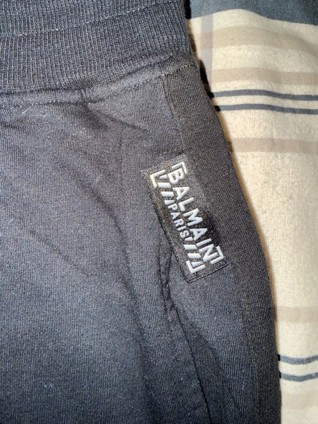 Balmain Pantaloni: Balmain Jogginghose | Grösse M – Usato da Biberist venduto da mar_y85l 3