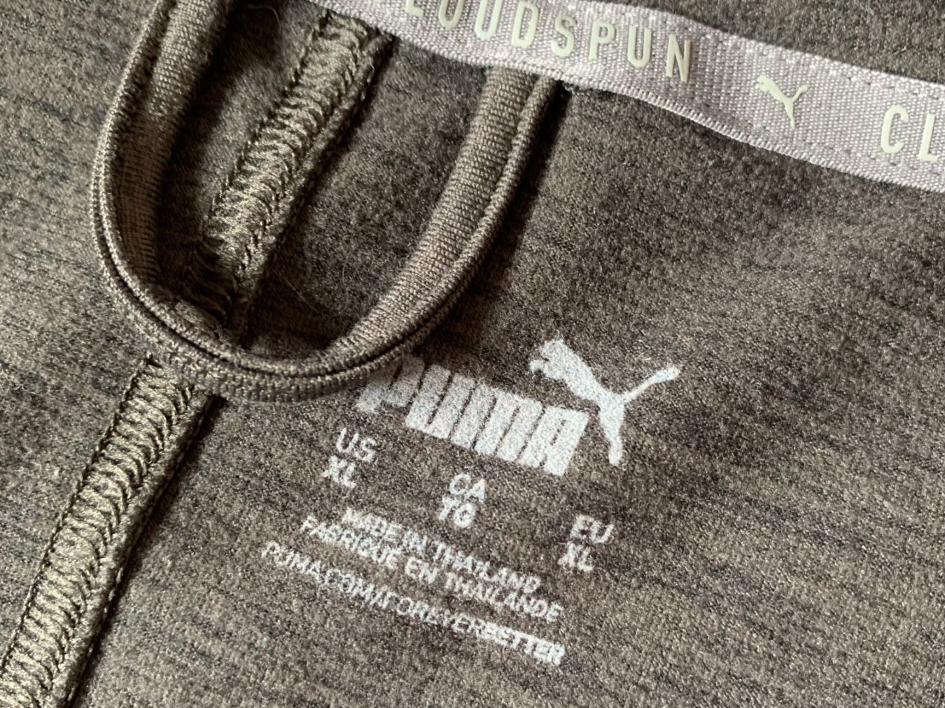 Puma Jacken: PUMA Damen Jacke, Gr. XL, Grau – Gebraucht aus Worb von farben20zauber 1