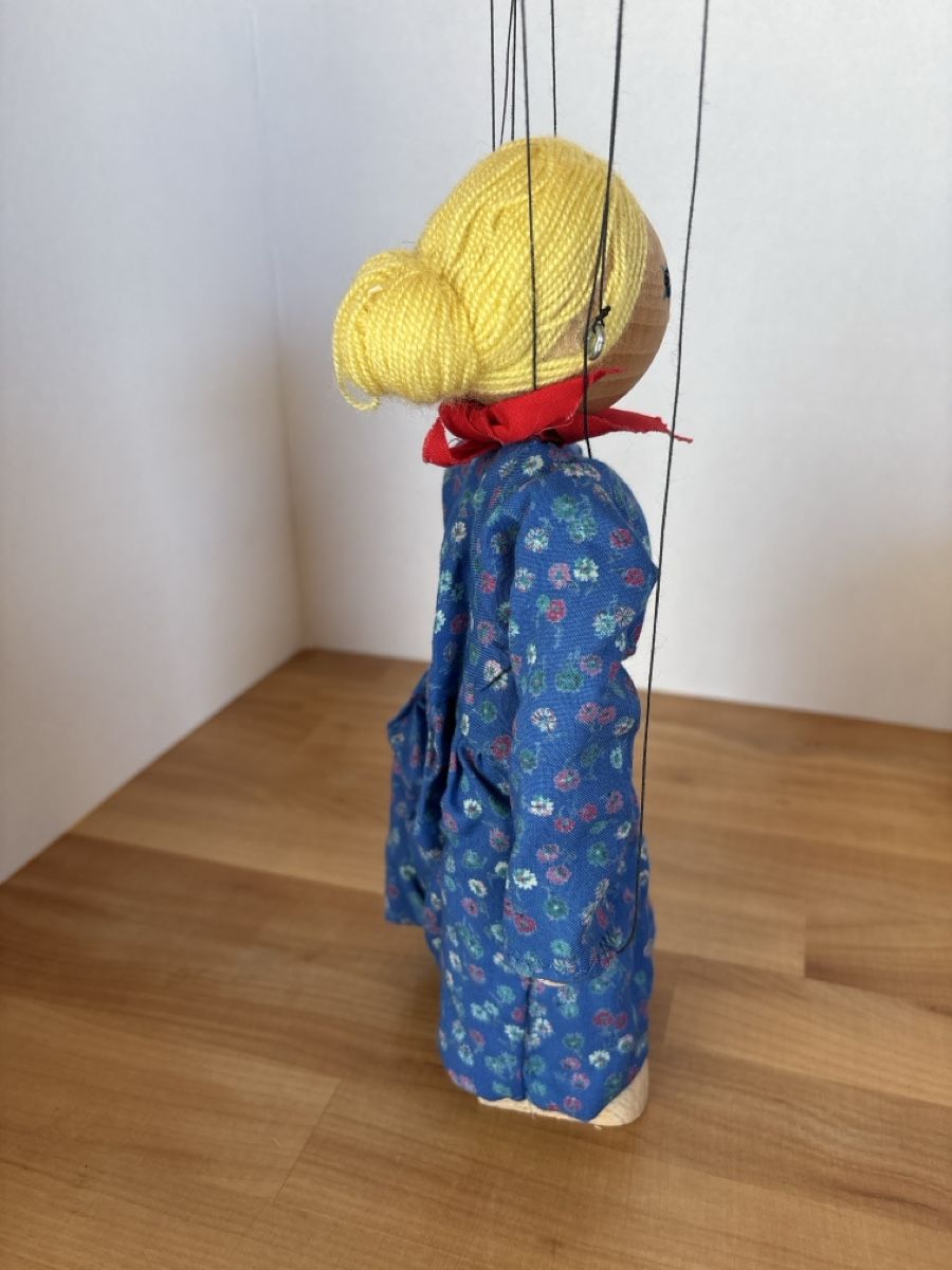 Giocattoli: Marionette Frau aus Holz – Usato da Rümlang venduto da euqinom16 1