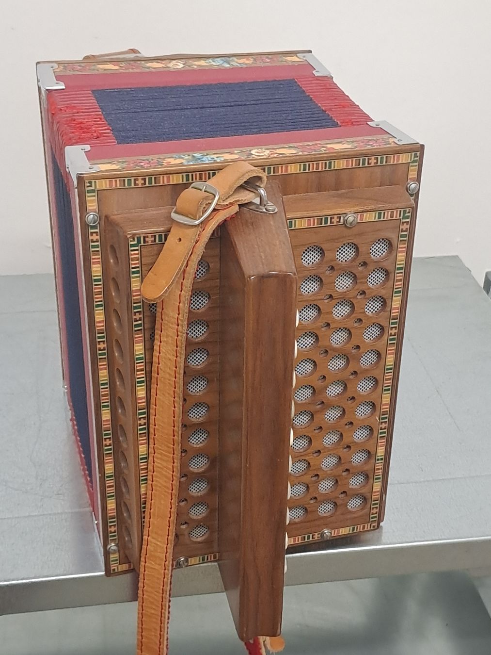 Strumenti musicali: schwyzerorgeli ton B  – Usato da Villeneuve venduto da BibiVintage 3
