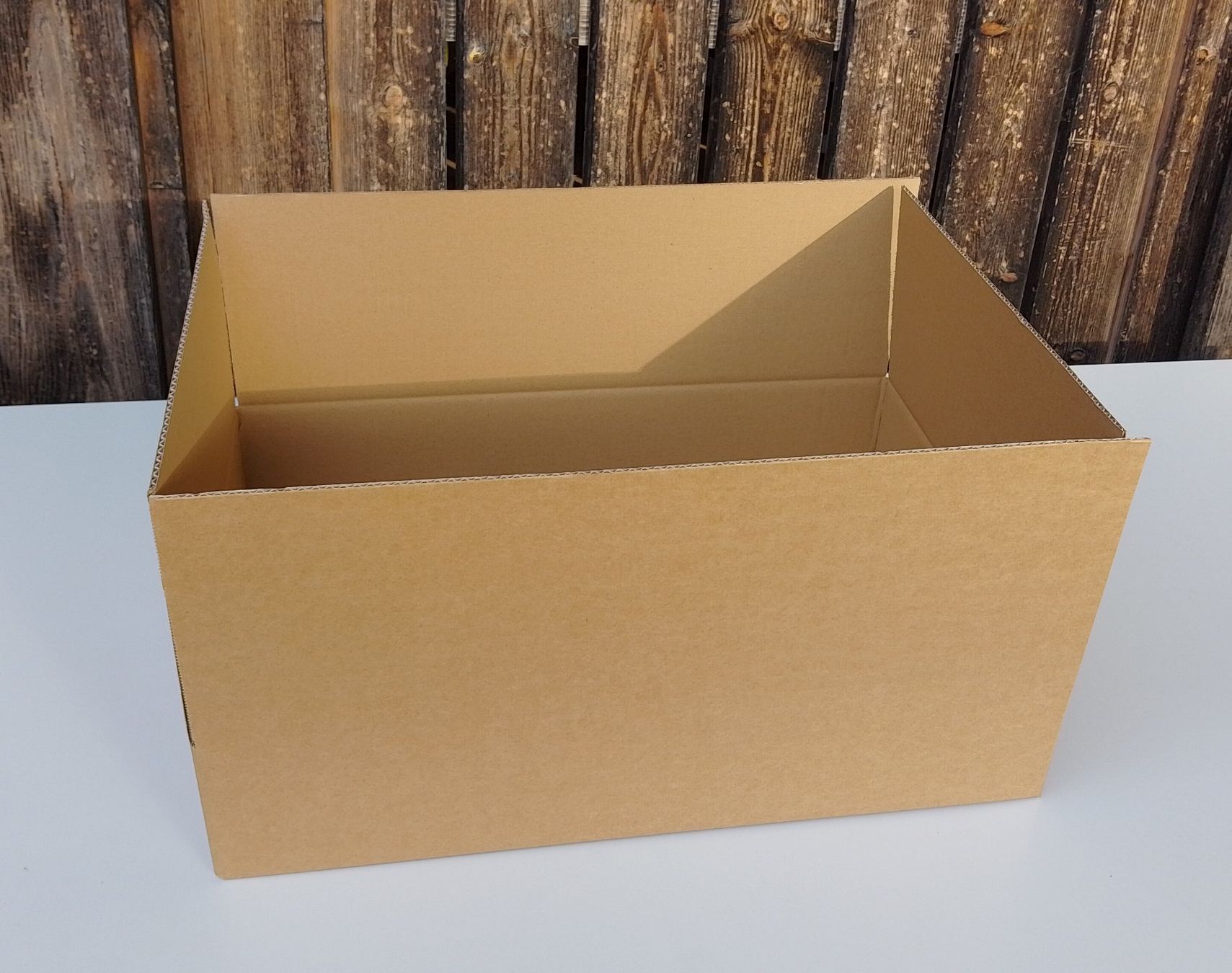 Kartons: 50 Versandkarton, neu (585 x 385 x 120 mm) – Neu (gemäss Beschreibung) aus Wangen ZH von WohnWerkWangen