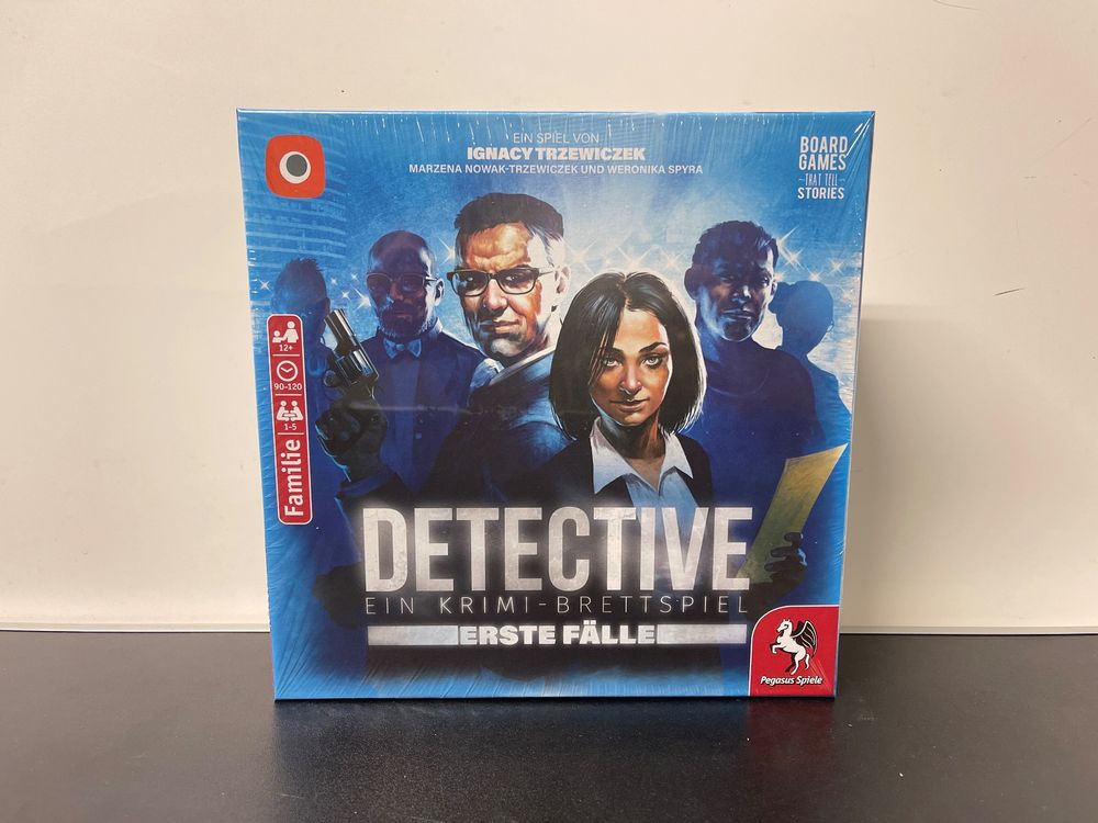 Detective: Erste Fälle – Kooperatives Krimi-Brettspiel, 1-5 Spieler, 3 Fälle, Ab 12 Jahren