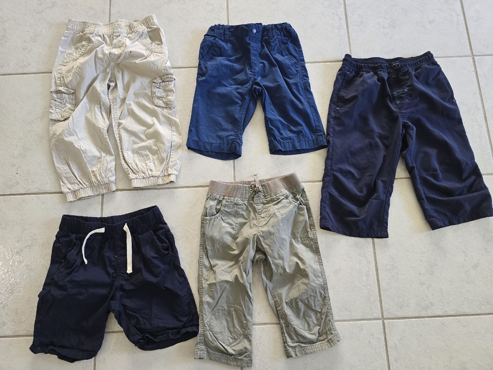 Pantalons: Hose Gr 122 – D'occasion à Lostorf par Venice16