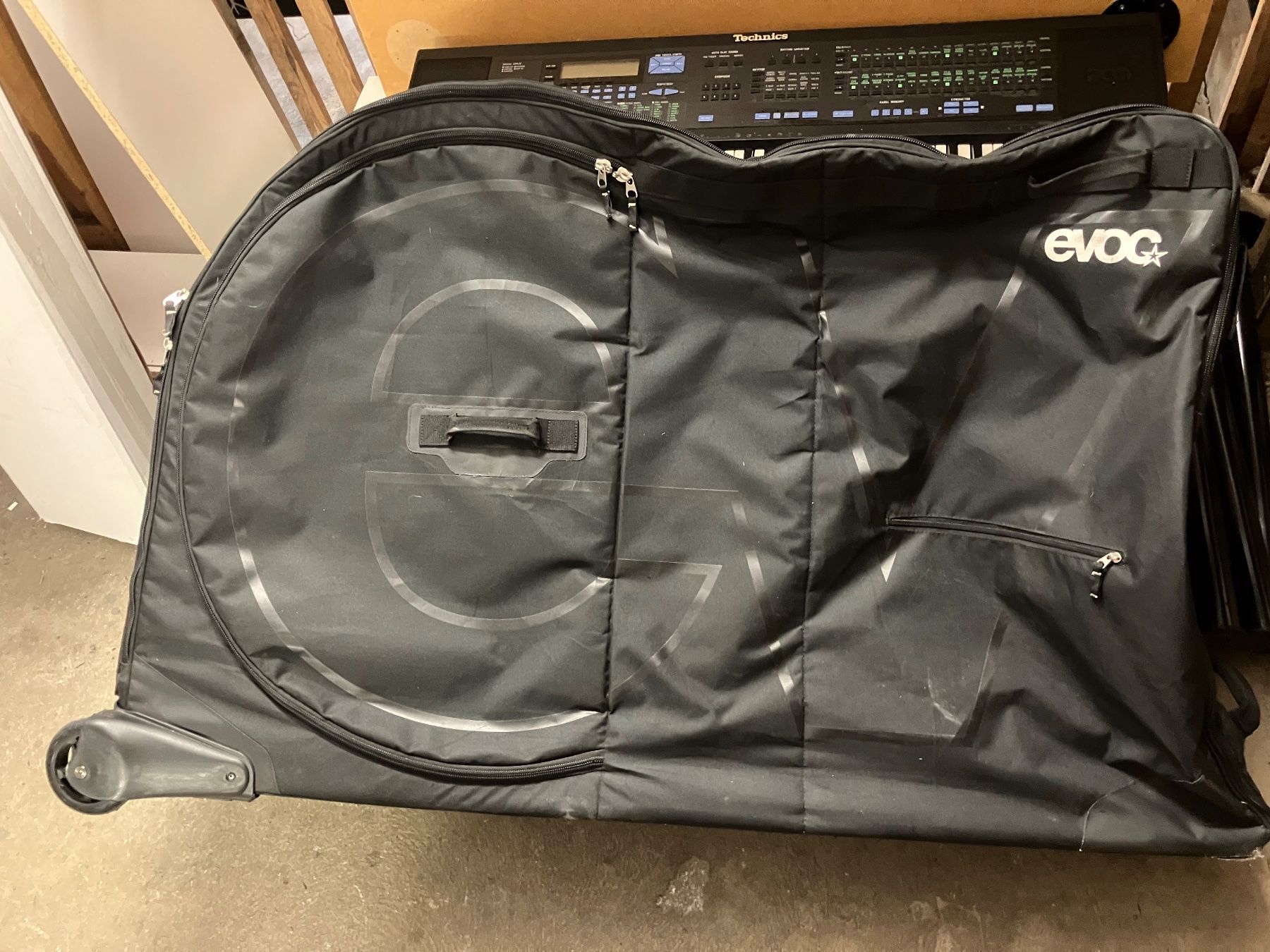 Evoc Valigie: evoc travel bag radkoffer – Usato da Bern venduto da Tucholsky01 1
