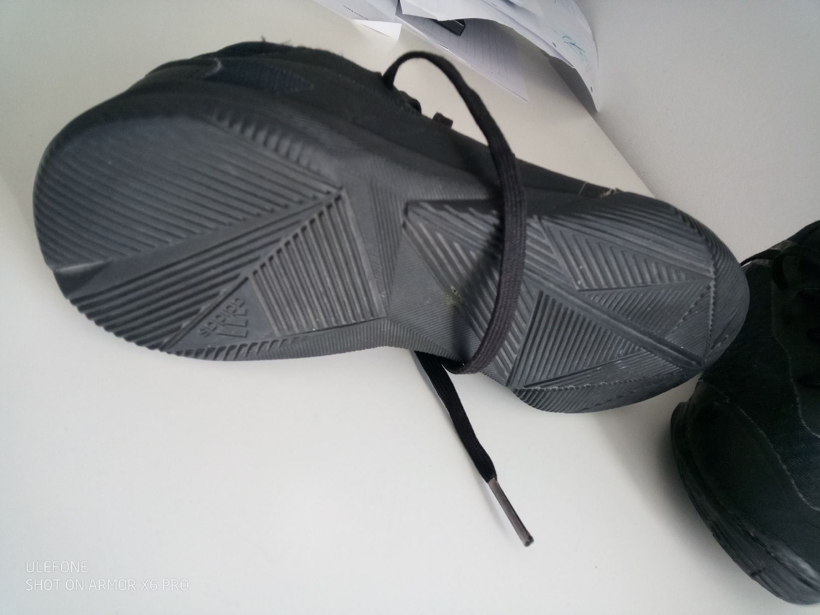 Scarpe per ragazzi: Adidas Predator Hallenschuhe, Grösse 34, Schwarz – Usato da Volketswil venduto da Car1 3