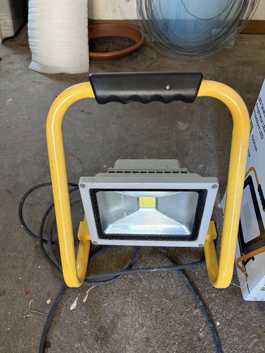 Lampen: LED strahler – Gebraucht aus oftringen von stouner1