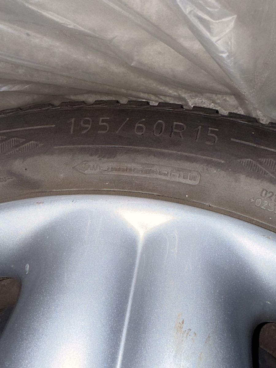 Pneumatici & Ruote complete: Winter tires set ESA+TECAR – Usato da Le Sentier venduto da CannelleVintage13 1