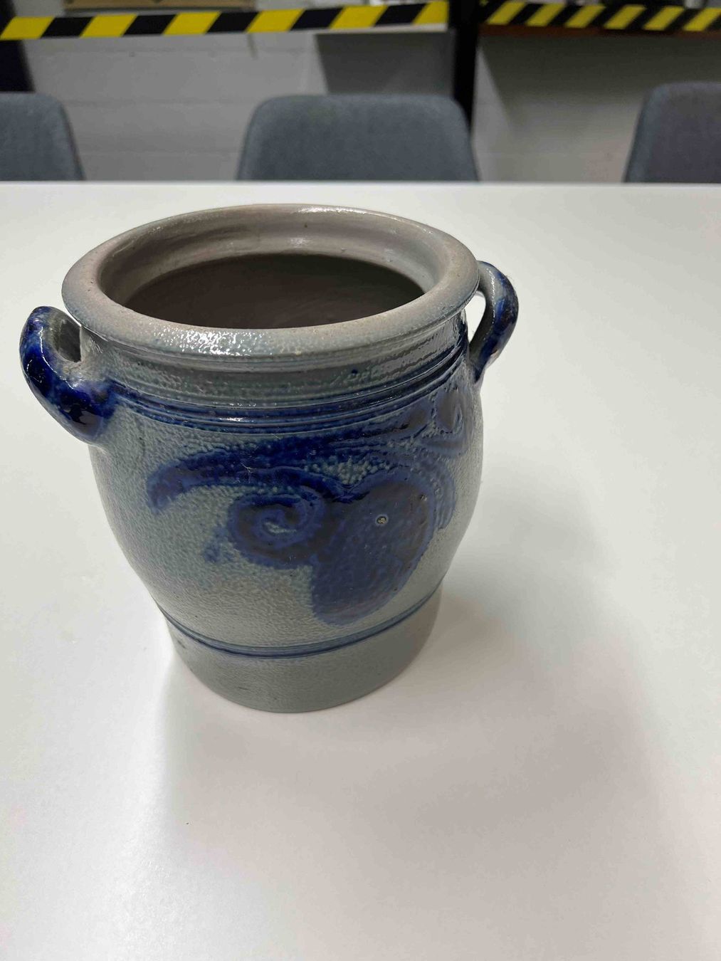 Pentole: Alter Steinkrug (3 Liter) – Usato da Herisau venduto da Waespi4 1