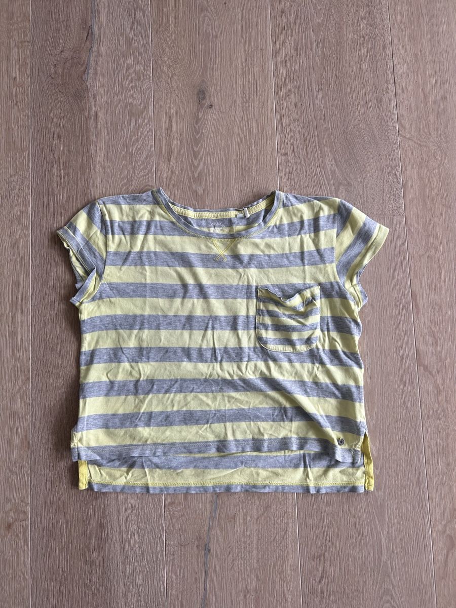 Camicette, T-shirt & Top: 9 T-shirts für Mädchen – Usato da Niederhelfenschwil venduto da aur_ms6f 9