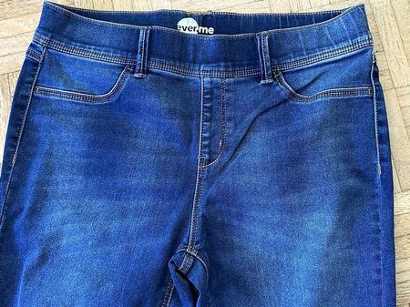 Jeans Hose eng geschnitten Gr.S mit Stretch 