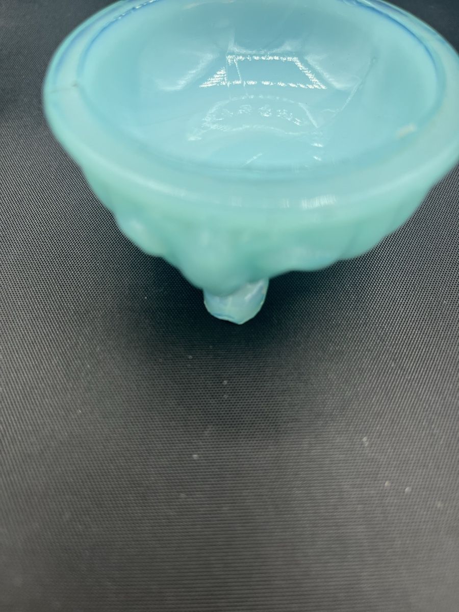 Ciotole: Petite salière en verre opalescent – Usato da Vernier venduto da ilcastrato 2