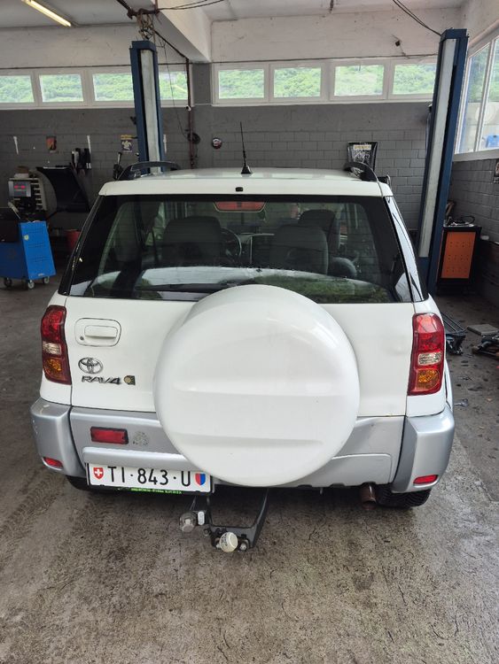 Toyota Automobili: toyota rav 4 – Usato da Biasca venduto da GiuaninDelaVigna 3