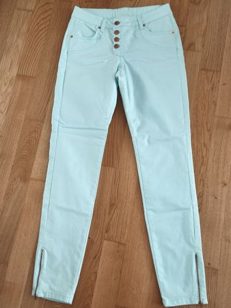Bodyflirt Jeans hellmint Gr 36 Frühlingslook top Zustand! 