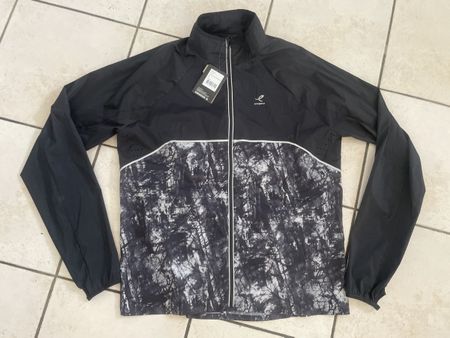 Atmungsaktive enegetics Laufjacke Gr. XL neu mit Etikett!