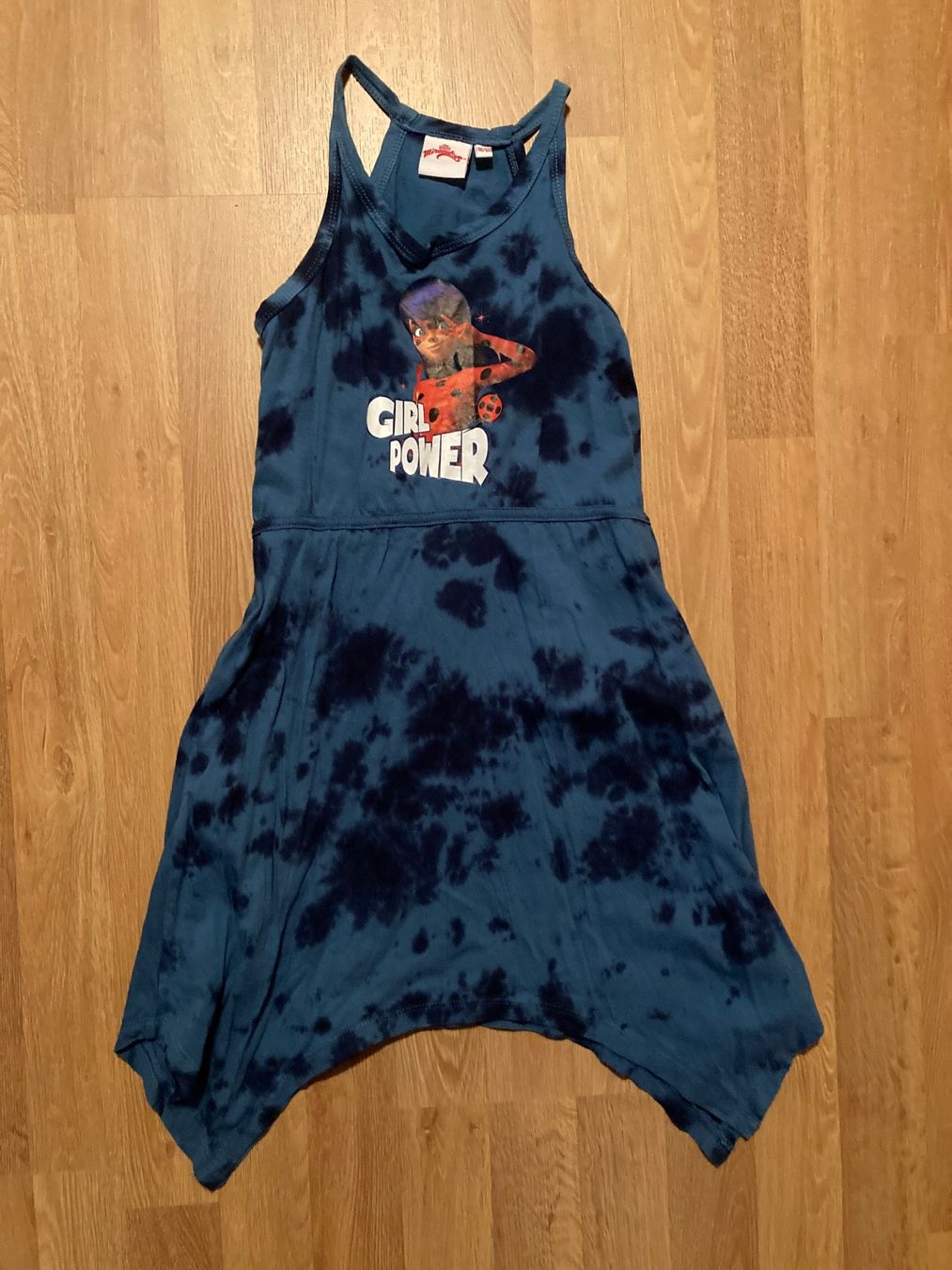 Kleider & Röcke: Miraculous Ladybug Kleid Gr. 116/122 – Gebraucht aus Emmenbrücke von JJ_89