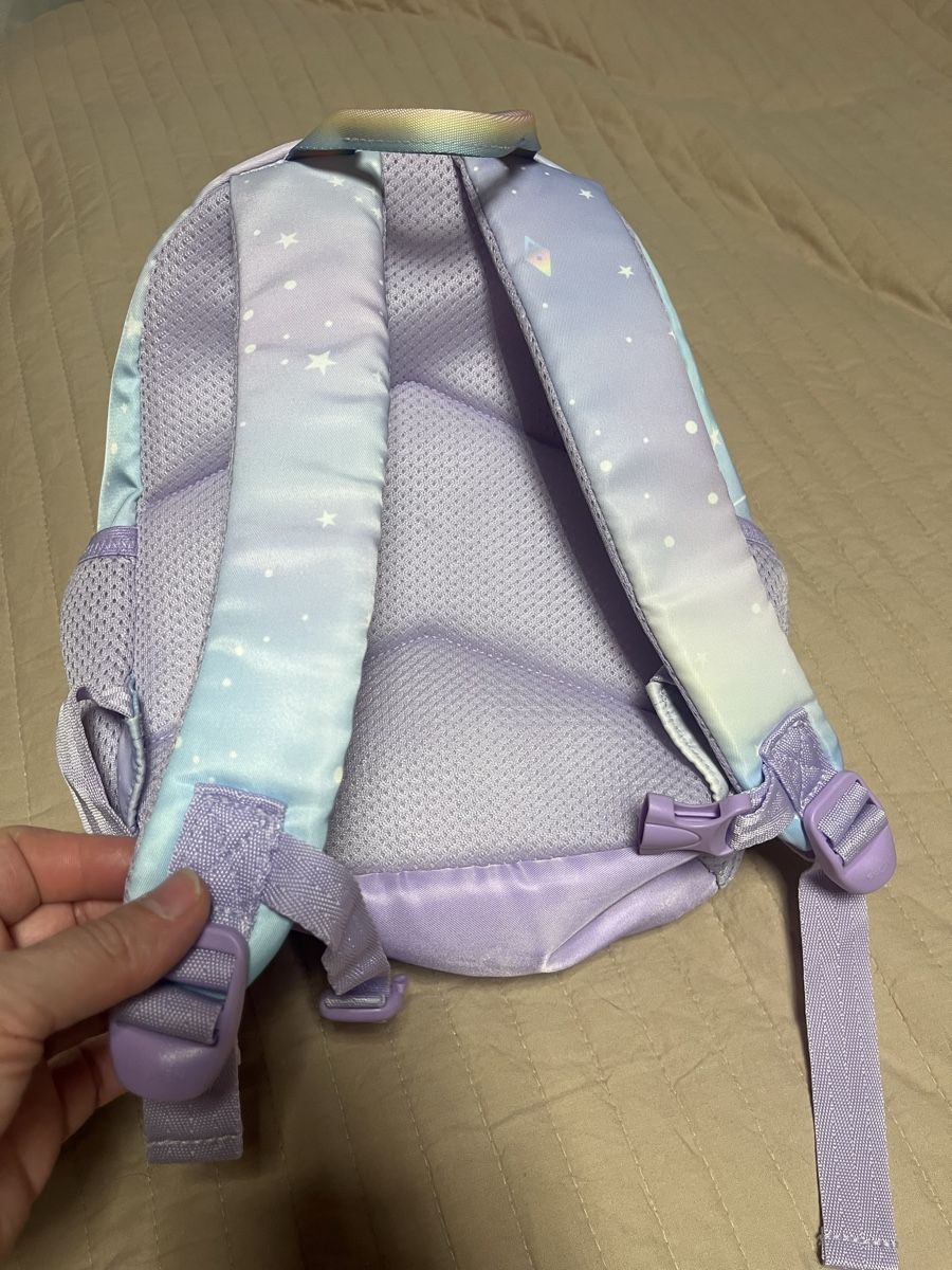 Disney Sacs & sacs à dos: Kinderrucksack "Snow Queen" Elsa gebraucht – D'occasion à Herbligen par miss.Rubin 2