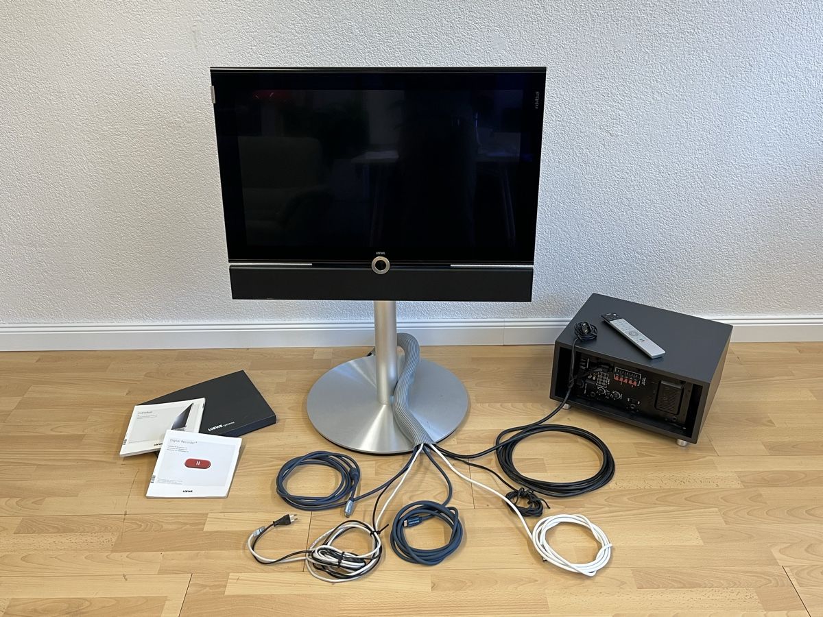 Appareils TV: Loewe Individual 32 Full HD TV mit Sound System – D'occasion à Horgen par Grizzly83
