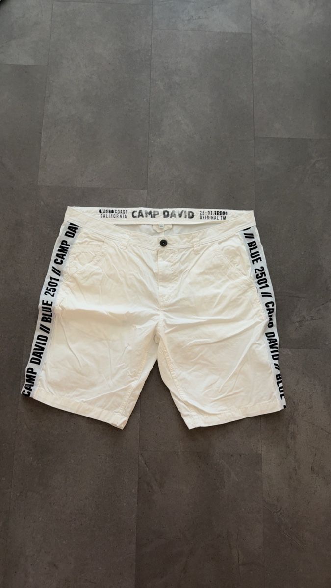 Camp David Hosen: Camp David Shorts – Neu (gemäss Beschreibung) aus Erlinsbach SO von _stjepi_