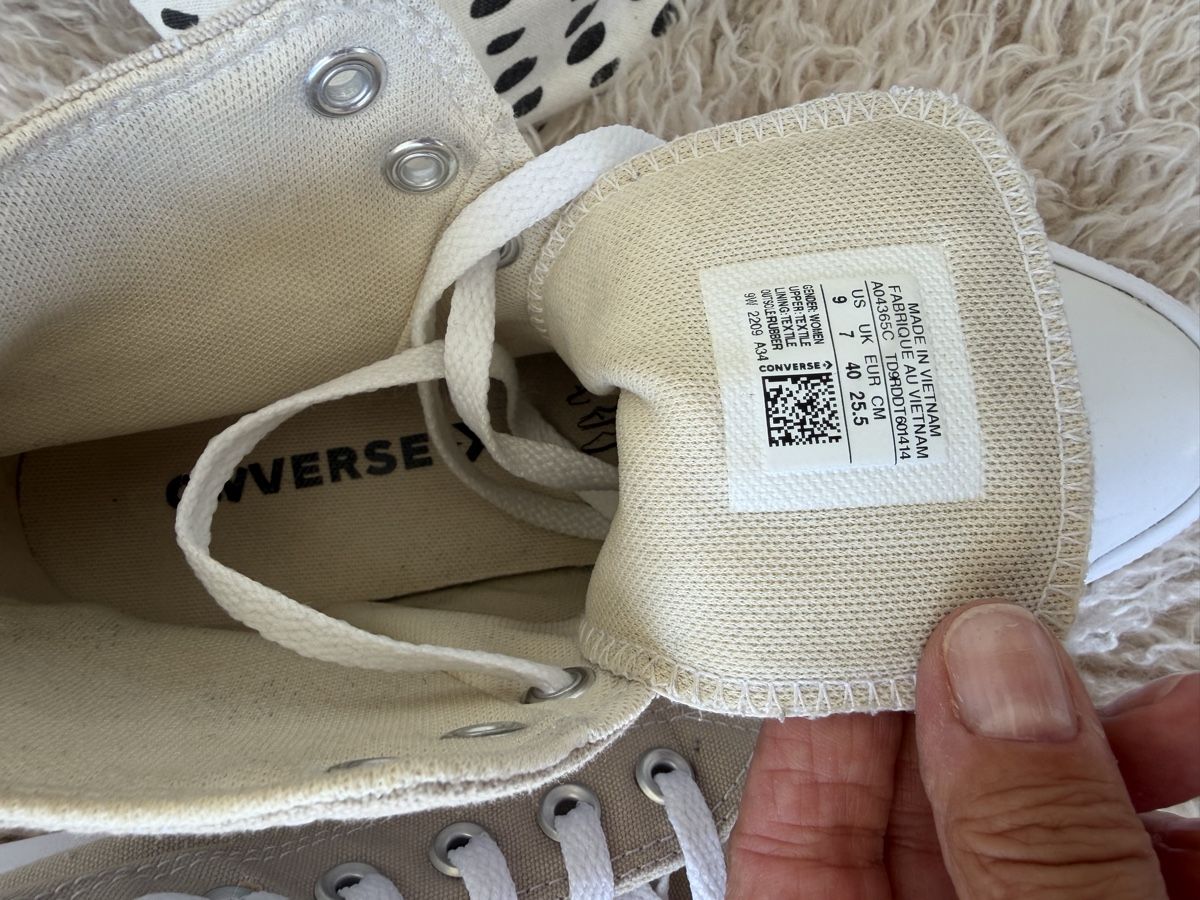 Converse Scarpe da donna: Converse Chuck Taylor – Usato da Niederuzwil venduto da Sunnyside7962 2