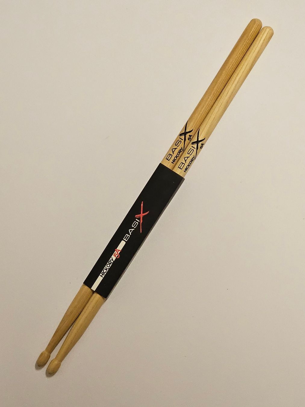 Musikinstrumente: 1 Paar Trommel-Schlegel BASIX 5 A Hickory – Neu und originalverpackt aus Wöschnau von Musikhaus-Luethy5012
