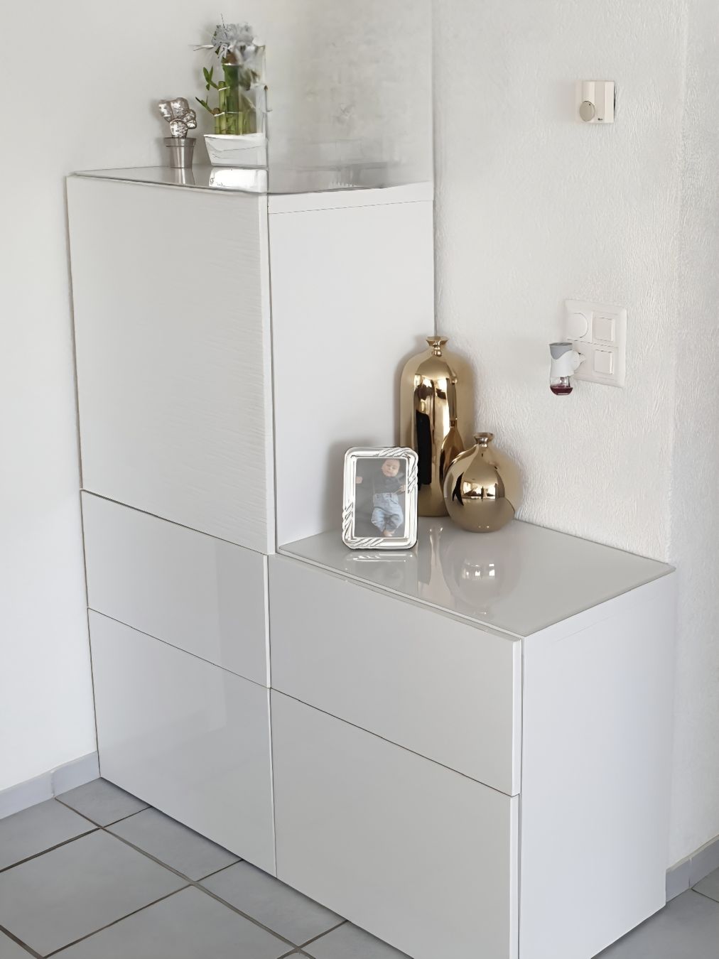 Ikea Cassettiere: Besta Möbel weiss – Usato da Gunzgen venduto da Orkan7
