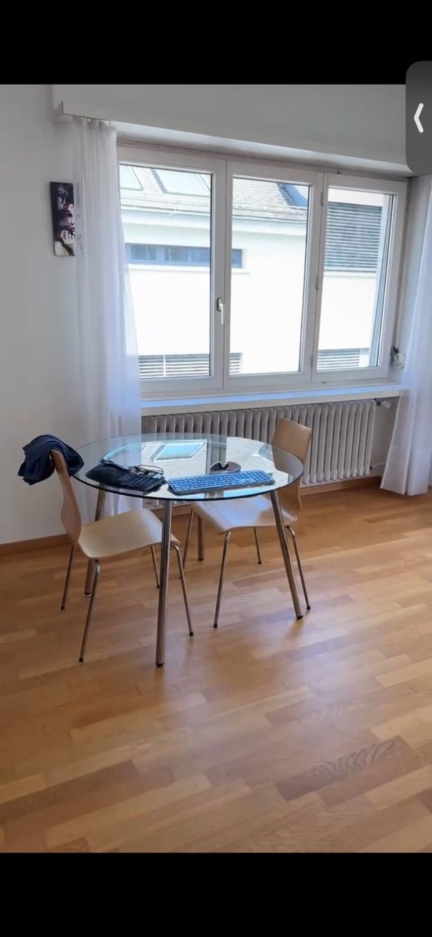 Ikea Tavoli: glass table – Usato da Zürich venduto da rob_9ksh