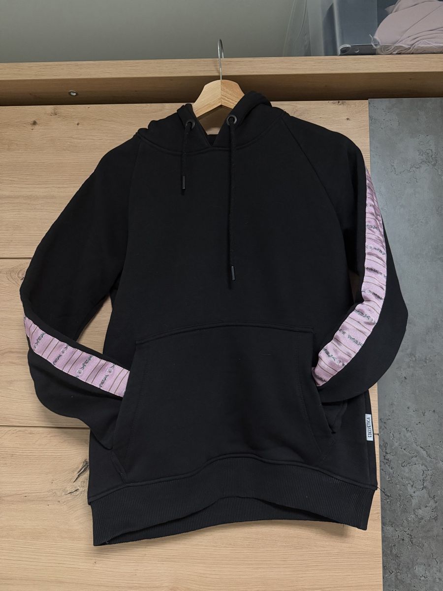 Pullover & Sweatshirts: Edelvetica Pullover – Neu (gemäss Beschreibung) aus Schattdorf von Steffi1291
