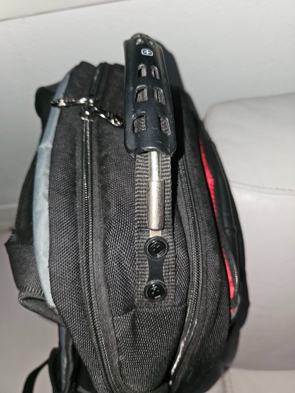 Wenger Rucksäcke: Wenger Rucksack schwarz grau – Gebraucht aus Vira (Gambarogno) von zaubernuessli 6