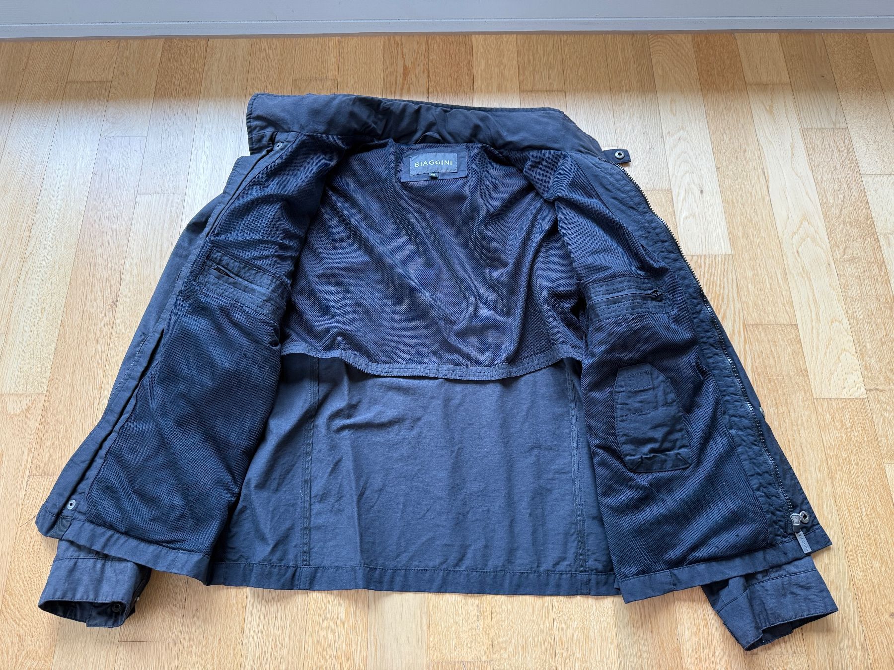 Giacche: Jacke - Grosse M (48) – Usato da Baden venduto da polveres 2