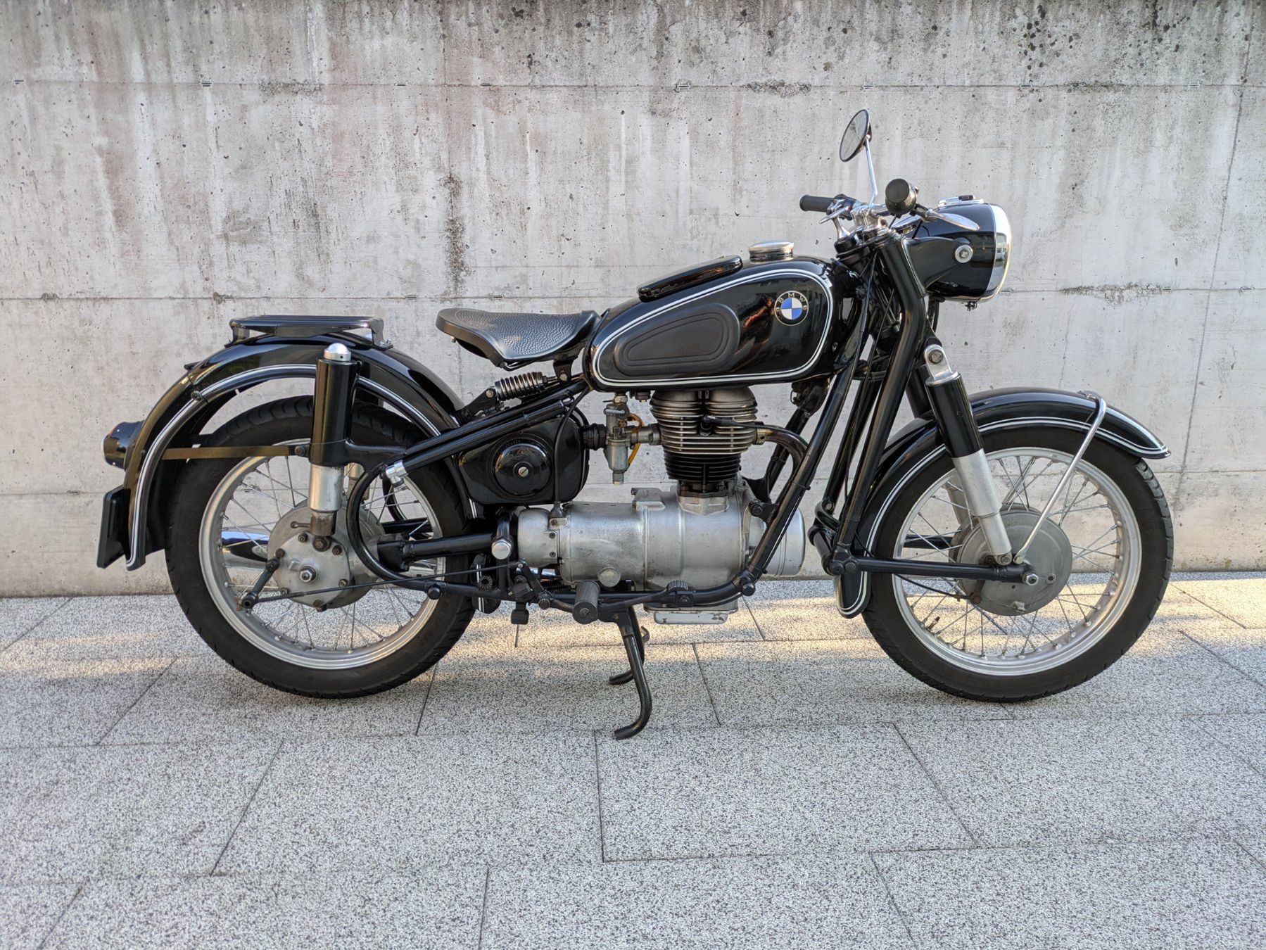 BMW Strada: BMW R26 mit Veteraneneintrag – Usato da Widnau venduto da TheImpaler 2