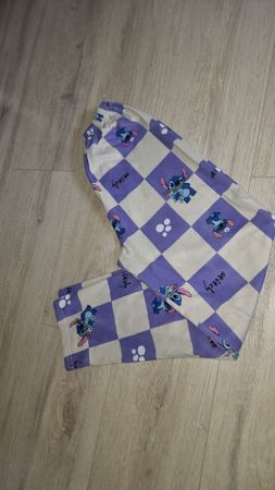 Süsse Stitch Pyjamahose Gr. 140 lila weiss