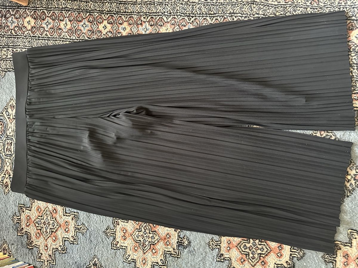 Pantaloni: Elegsntes Cartoon Schwarz hose gr 36 – Usato da Uster venduto da bek_v2ct 4