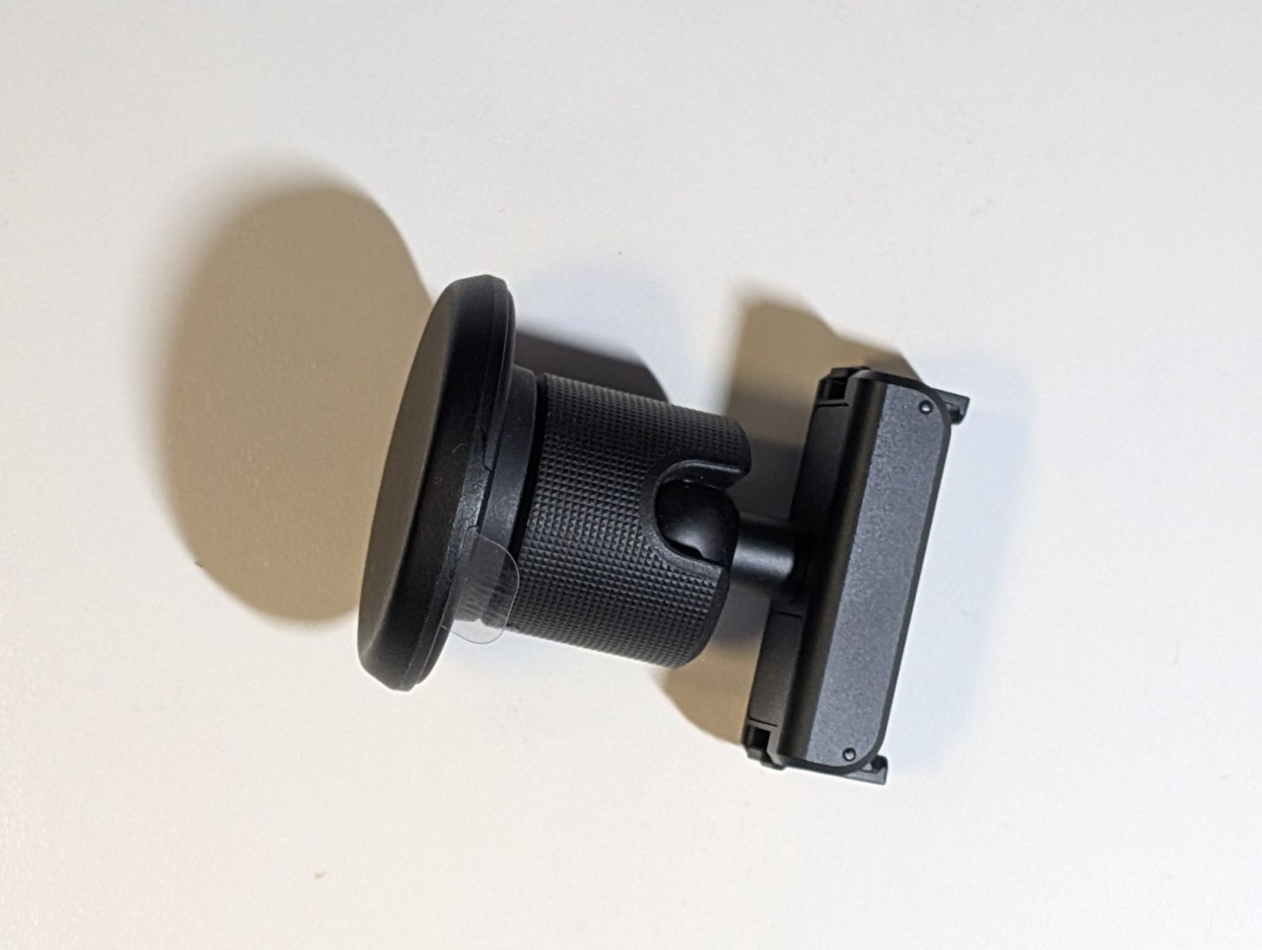 DJI Treppiedi & Teste: DJI Action Magnetic Ball-Joint Adapter Mount – Nuovo (secondo la descrizione) da Marbach LU venduto da Fabbe